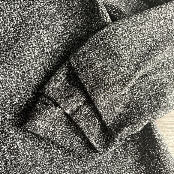 BABATON | Power Short Blazer - Picture 3 of 4